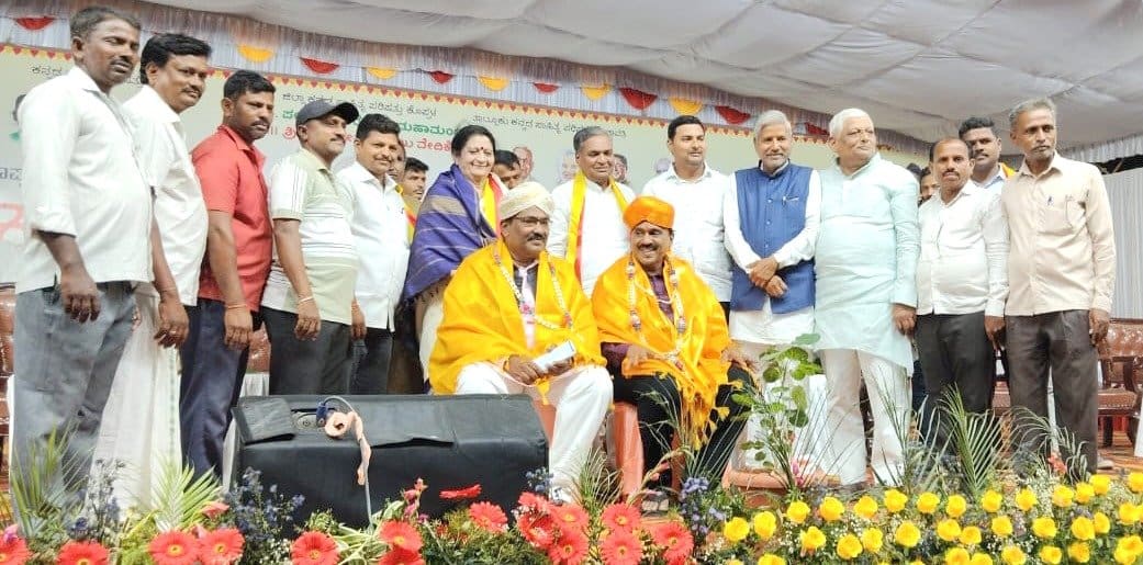 ೧೩ನೇ ಜಿಲ್ಲಾ ಕನ್ನಡ ಸಾಹಿತ್ಯ ಸಮ್ಮೇಳನದ ವೇದಿಕೆಗೆ ಶ್ರೀರಂಗದೇವರಾಯಲು ವೇದಿಕೆ ಎಂದು ಕರೆದಿರುವುದು ಸ್ವಾಗತಾರ್ಹ: ಶ್ರೀಮತಿ ಲಲಿತಾರಾಣಿ ೧೩ನೇ ಜಿಲ್ಲಾ ಕನ್ನಡ ಸಾಹಿತ್ಯ ಸಮ್ಮೇಳನದ ವೇದಿಕೆಗೆ ಶ್ರೀರಂಗದೇವರಾಯಲು ವೇದಿಕೆ ಎಂದು ಕರೆದಿರುವುದು ಸ್ವಾಗತಾರ್ಹ: ಶ್ರೀಮತಿ ಲಲಿತಾರಾಣಿ