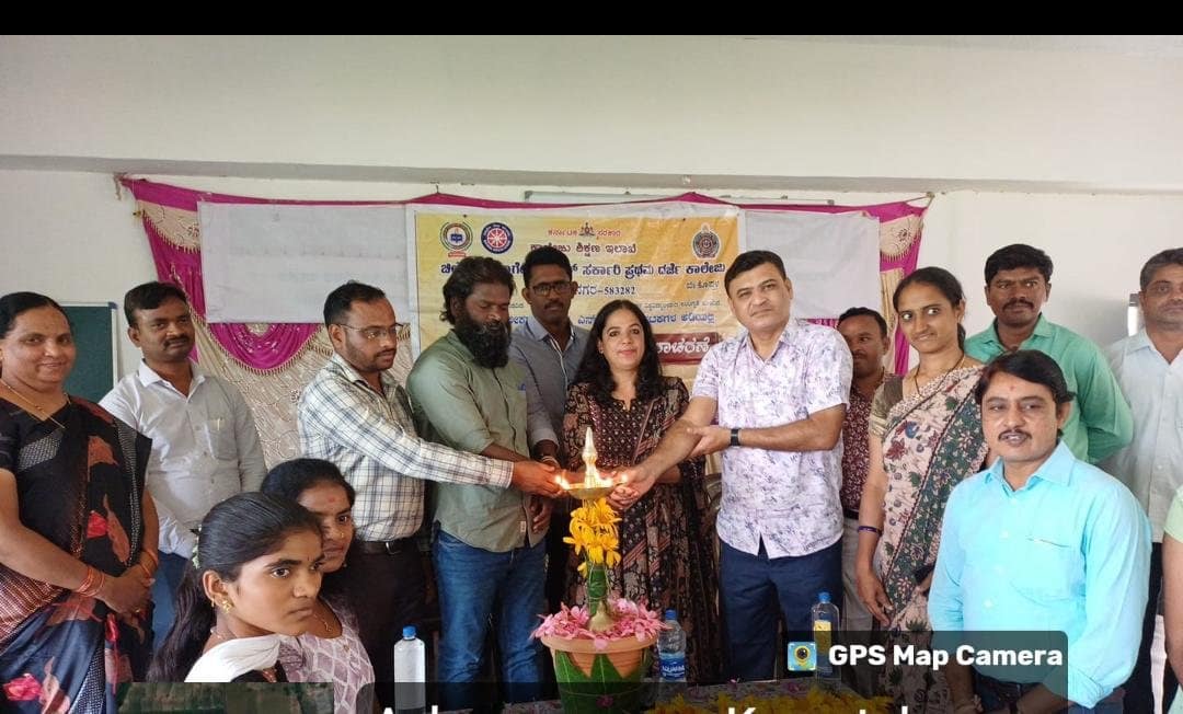 ಮಹಿಳೆಗೆ ಅನುಕಂಪ ಬೇಡ, ಅವಕಾಶ ನೀಡಿ: ಡಾ.ಶೋಭಾ.ಕೆ.ಎಸ್. ಮಹಿಳೆಗೆ ಅನುಕಂಪ ಬೇಡ, ಅವಕಾಶ ನೀಡಿ: ಡಾ.ಶೋಭಾ.ಕೆ.ಎಸ್.