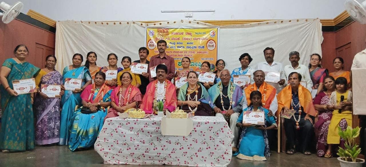 ಬದುಕು ‘ಹಾವು-ಏಣಿಯಾಟ ಜಯಪ್ಪ ಹೊನ್ನಾಳಿ ಬದುಕು ‘ಹಾವು-ಏಣಿಯಾಟ ಜಯಪ್ಪ ಹೊನ್ನಾಳಿ