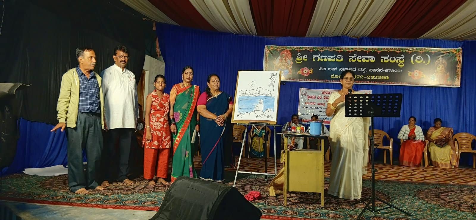 ಹಾಸನದಲ್ಲಿ ಮನ ಸೆಳೆದ ಕಾವ್ಯ ಗಾನ ನಾಟ್ಯ ಕುಂಚ ಕಾರ್ಯಕ್ರಮ – ಪ್ರೇಕ್ಷಕರ ಮೆಚ್ಚುಗೆಗೆ ಪಾತ್ರ ಹಾಸನದಲ್ಲಿ ಮನ ಸೆಳೆದ ಕಾವ್ಯ ಗಾನ ನಾಟ್ಯ ಕುಂಚ ಕಾರ್ಯಕ್ರಮ – ಪ್ರೇಕ್ಷಕರ ಮೆಚ್ಚುಗೆಗೆ ಪಾತ್ರ