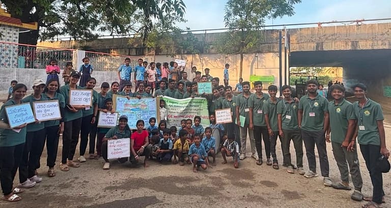 ಮಣ್ಣು-ನೀರು ಸಂರಕ್ಷಣೆಗೆ ಕೆರೆಹಳ್ಳಿಯಲ್ಲಿ ಕೃಷಿ ವಿದ್ಯಾರ್ಥಿಗಳ ಜಾಗೃತಿ ಅಭಿಯಾನ ಮಣ್ಣು-ನೀರು ಸಂರಕ್ಷಣೆಗೆ ಕೆರೆಹಳ್ಳಿಯಲ್ಲಿ ಕೃಷಿ ವಿದ್ಯಾರ್ಥಿಗಳ ಜಾಗೃತಿ ಅಭಿಯಾನ
