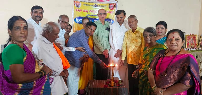 ರಂಗಗೀತೆ ಹಾಗೂ ಜನಪದ ಗೀತೆಗಳು ಕನ್ನಡ ನಾಟಕ ರಂಗದ ಸೊಬಗನ್ನು ಹೆಚ್ಚಿಸಿವೆ: ಕೆ. ನಿಂಗಜ್ಜ ರಂಗಗೀತೆ ಹಾಗೂ ಜನಪದ ಗೀತೆಗಳು ಕನ್ನಡ ನಾಟಕ ರಂಗದ ಸೊಬಗನ್ನು ಹೆಚ್ಚಿಸಿವೆ: ಕೆ. ನಿಂಗಜ್ಜ