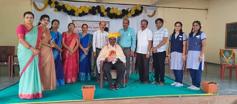 ಶಾಲಾ ಸಂಸತ್ ಕಾರ್ಯಕ್ರಮ ಉದ್ಘಾಟನೆ. ಶಾಲಾ ಸಂಸತ್ ಕಾರ್ಯಕ್ರಮ ಉದ್ಘಾಟನೆ.