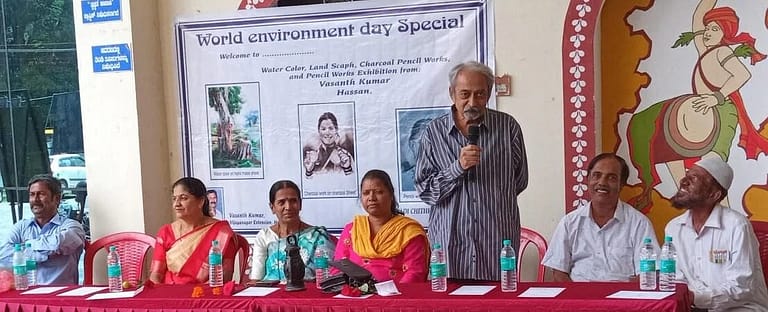 ಕಲೆಯು ಮಾನವನ ಹುಟ್ಟಿನೊಂದಿಗೆ ಬೆಳೆದು ಬಂದ ಚಮತ್ಕಾರ ಕಲೆಯು ಮಾನವನ ಹುಟ್ಟಿನೊಂದಿಗೆ ಬೆಳೆದು ಬಂದ ಚಮತ್ಕಾರ