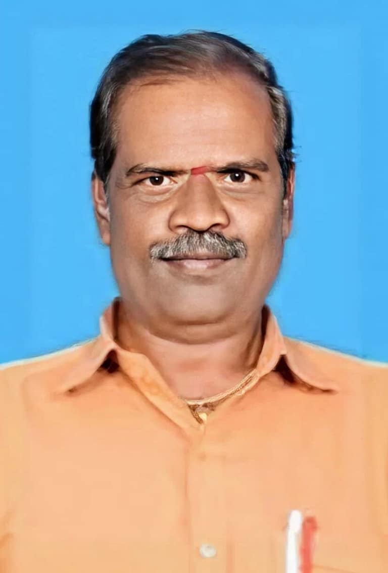 ಕೊಪ್ಪಳ ತಾಲೂಕು 2ನೇ ಸಮ್ಮೇಳನಾಧ್ಯಕ್ಷರಾಗಿ ಶ್ರೀನಿವಾಸ ಚಿತ್ರಗಾರ ಆಯ್ಕೆ: ಗುಡಿಕೋಟಿ ಕೊಪ್ಪಳ ತಾಲೂಕು 2ನೇ ಸಮ್ಮೇಳನಾಧ್ಯಕ್ಷರಾಗಿ ಶ್ರೀನಿವಾಸ ಚಿತ್ರಗಾರ ಆಯ್ಕೆ: ಗುಡಿಕೋಟಿ